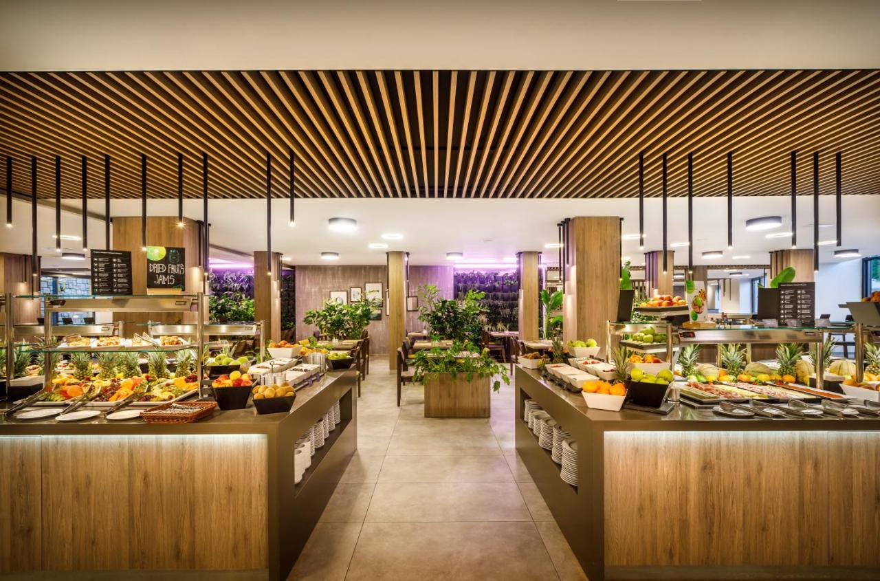 Maistra Select Island Hotel Istra Rovigno Esterno foto