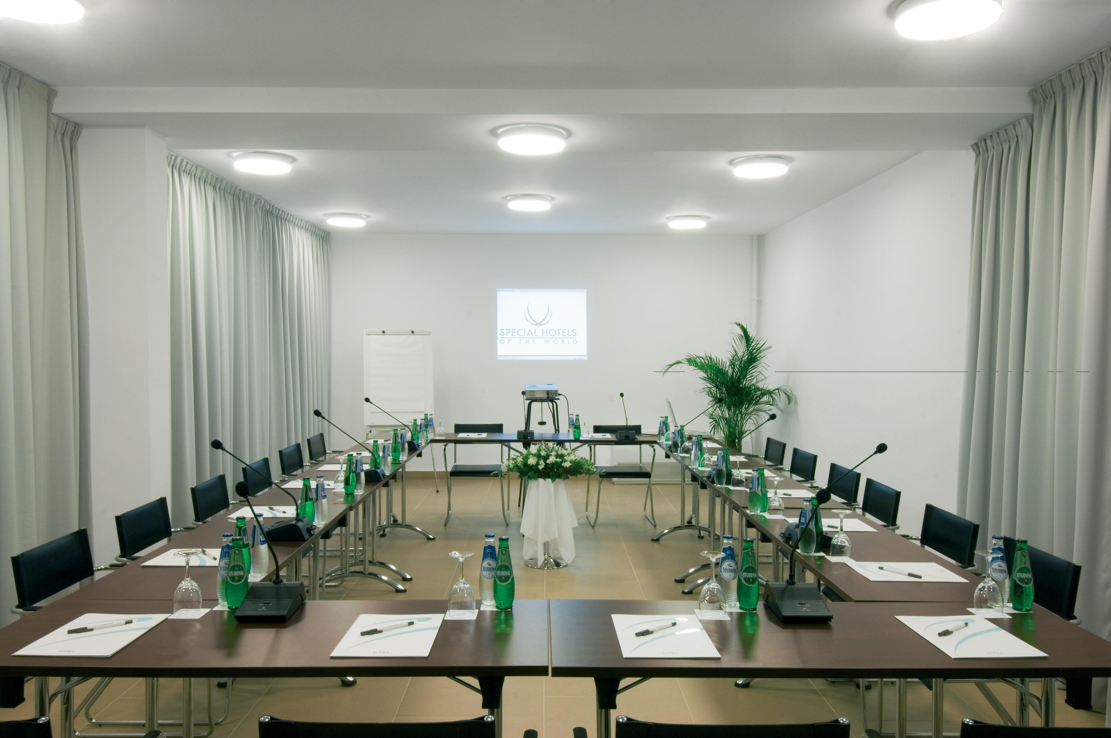 Maistra Select Island Hotel Istra Rovigno Esterno foto
