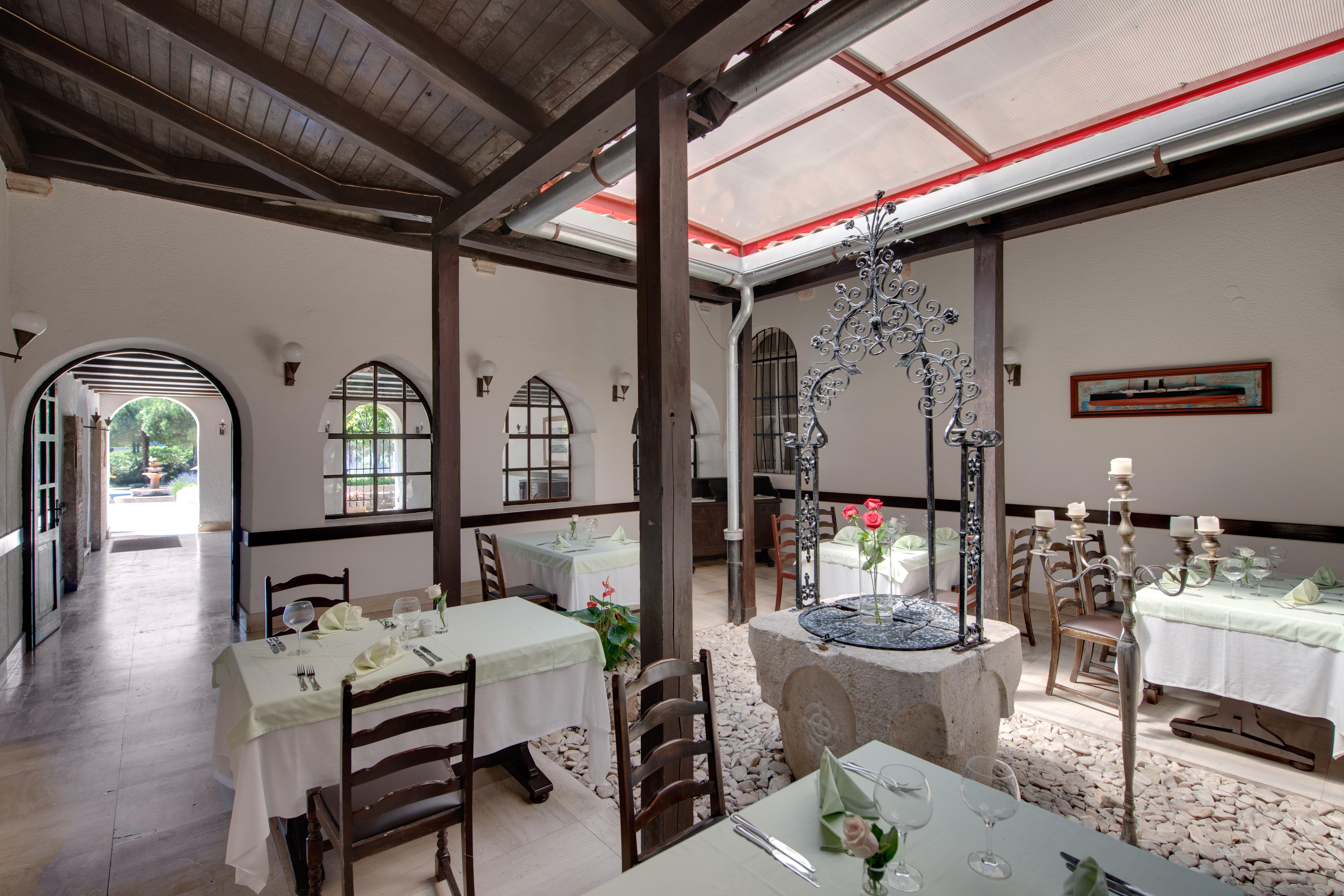 Maistra Select Island Hotel Istra Rovigno Esterno foto