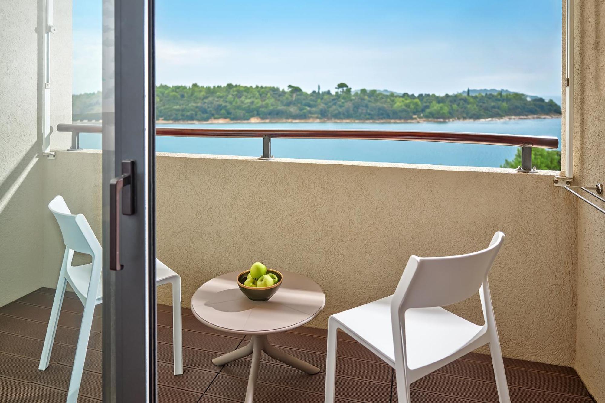 Maistra Select Island Hotel Istra Rovigno Esterno foto